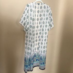 Charlotte Russe Kimono Shawl
